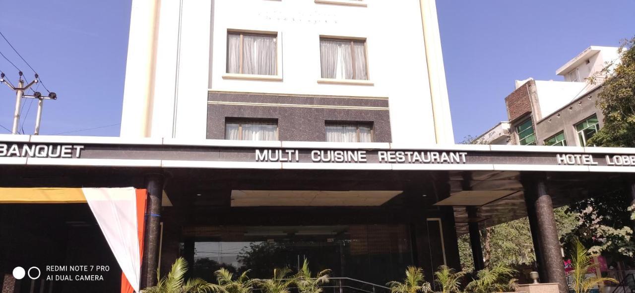 Hotel The Marque Mathura Zewnętrze zdjęcie